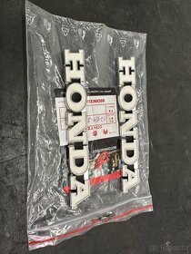 Znaky nádrže Honda CB 750 - 2