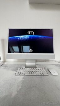 iMac silver, čip M3, 24 GB paměť, 512 GB SSD úložiště, - 2