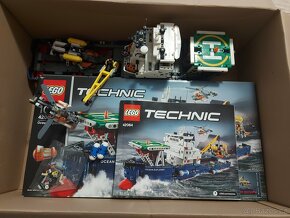 LEGO Technic 42064 Výzkumná loď Ocean Explorer - 2