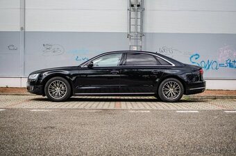 Audi A8 3.0 TDI V6 DPF clean diesel quattro tiptronic - 2