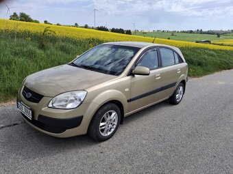 Kia rio 1.5 crdi - 2