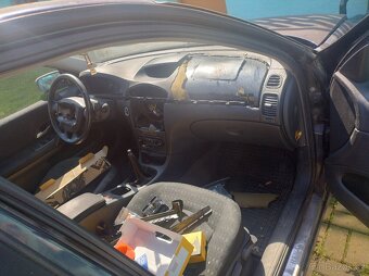 Renault Laguna 2 náhradní díly - 2