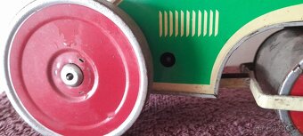 PIKO MECHANIK - HISTORICKÁ PLECHOVÁ HRAČKA PARNÍ VÁLEC (FUNK - 2