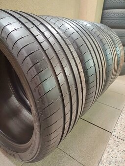 LETNÍ pneu Goodyear 275/35/r19 a 245/40/r19 4ks - 2