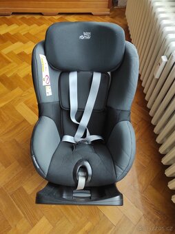 Britax Römer Dualfix M i-size - 2