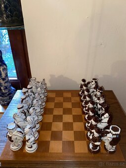 Royal DUX porcelánové šachy - 2