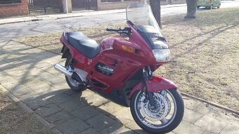 Honda 1100 ST Pan european - 2