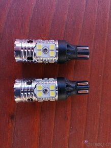 Led žárovky T15 / W16W - 2
