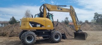 CAT M 313D - 2