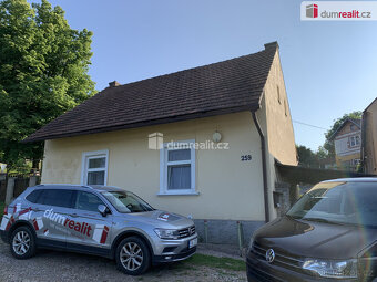 prodej RD 3+1 s menším dvorem 232 m2 a zahradou 1.001 m2 a - 2