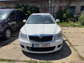 Skoda Octavia 2. 1.6 DSG 2013 rok - 2