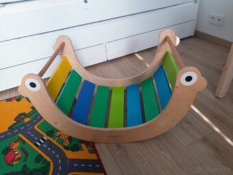 Montessori houpačka Utukutu - 2