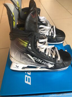 Brusle Bauer Vapor Hyperlite  vel 7,5 FIT 3 - 2