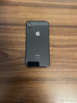 iPhone XS Max (256gb, baterie: 76%) - 2