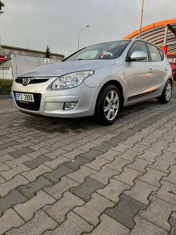 Hyundai i30 hatchback - 2