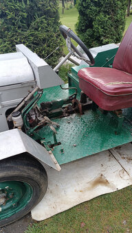Prodám traktor domácí výroby s vlečkou - 2
