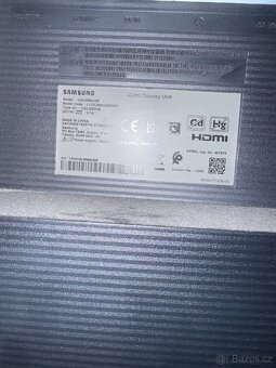 Samsung 4K UHD Monitor U32J590UQN - 2