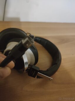 Hitachi HD-60 - 2