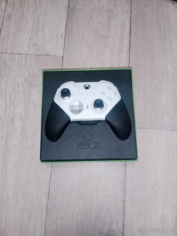 XBOX ELITE series 2 controller - 2