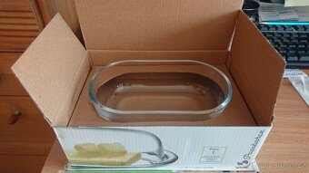 Máselnice -sklo. - 2