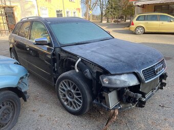 Audi A4 2.5 tdi B6 Quattro 2.5 tdi S-line - 2