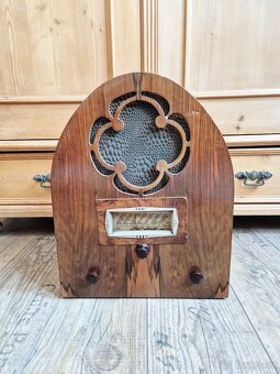 Starožitné rádio Arena Électronique, 1933 - 2