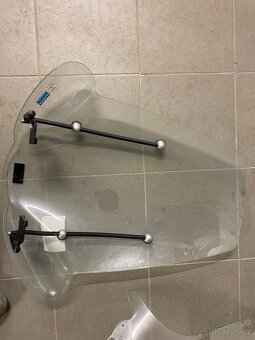 Prodam plexisklo aprilia - 2