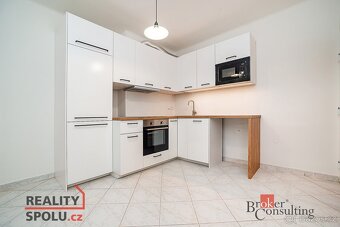 Pronájem, byty/1+1, 40.4 m2, Družstevní ochoz 1247/40, Nusle - 2