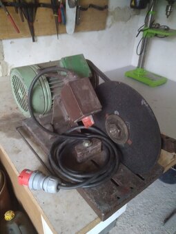 Řezačka na železo - 2