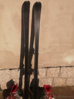 lyže atomic 174 + lyžáky 46 - 2