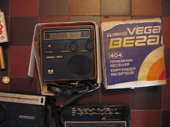 Stará a ještě starší rádia - 2