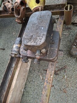 Nádrž sevořizeni zetor crystal - 2