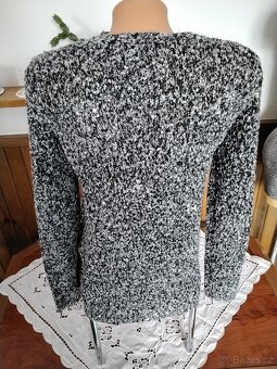 Černobílý kardigan - 2