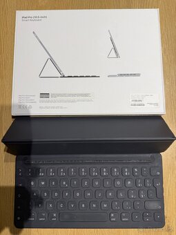 Apple iPad Pro 10.5 Smart Keyboard - 2