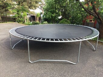 Velká trampolína, jako nová - 2