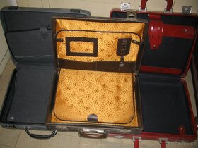 kufry, kufříky, tašky, kabelky - 2