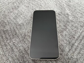 Iphone 13 128GB Starlight bílá - 2