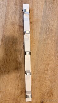 věšák Ikea Tjusig - 2