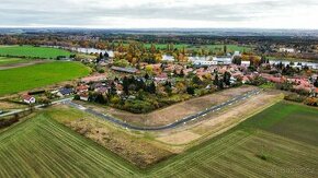 Stavební pozemek 852 m2 u Nymburka s přípojkami sítí pro RD - 2