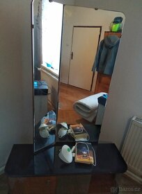 Toaletní zrcadlo - 2