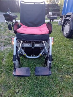 Invalidní vozík - 2