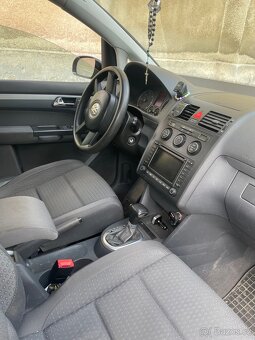 Volkswagen Touran - 2