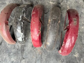 Predám prední blatník 18" JAWA 350/634 ČZ 350/472 - 2