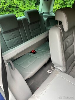 VOLKSWAGEN TOURAN 1.9 Tdi,7mist,kuze,rychlostí - 2