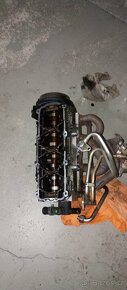 VW, Škoda hlava motoru 1,6sr 74kw - 2