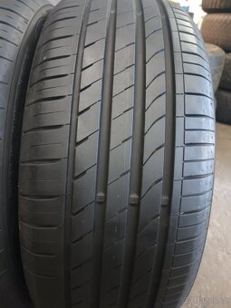2xletní pneu 205/50/17. Nexen. - 2