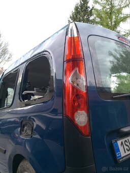 Prodám havarované Renaut Kangoo - 2