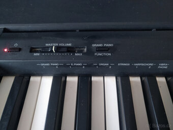 Yamaha P-35 - 2
