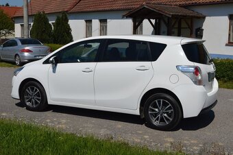 Toyota Verso 1.6i - 7 míst ,NAVI, kamera ,bez koroze - 2