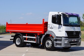 TŘÍSTRANNÝ SKLÁPĚČ - VYKLÁPĚČ MERCEDES BENZ AXOR 1824 - EU4 - 2
